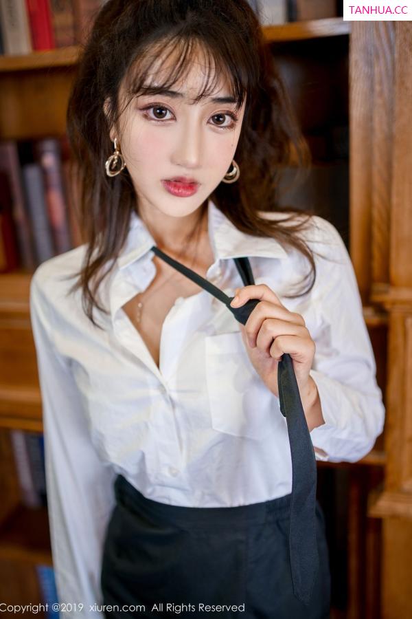 林子欣  [XIUREN]高清写真图 2019.12.27 Betty林子欣第18张图片